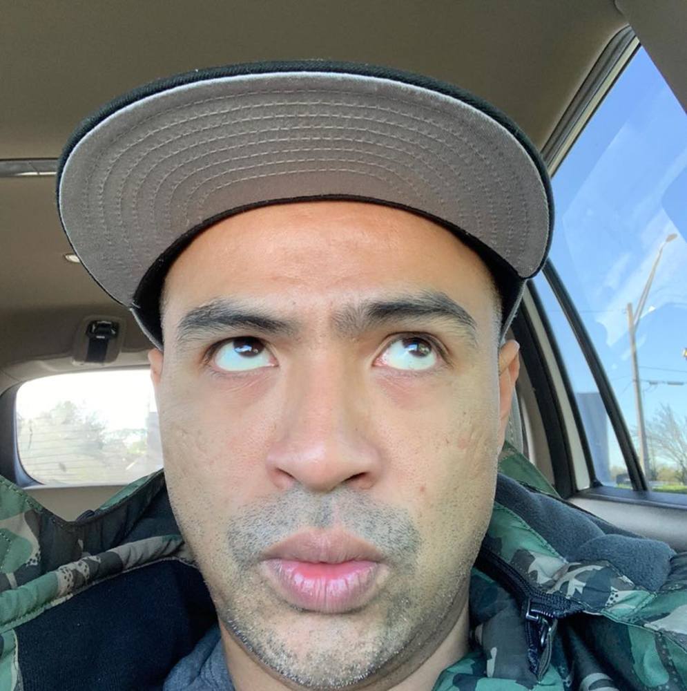 Meet your Posher, Chomnith